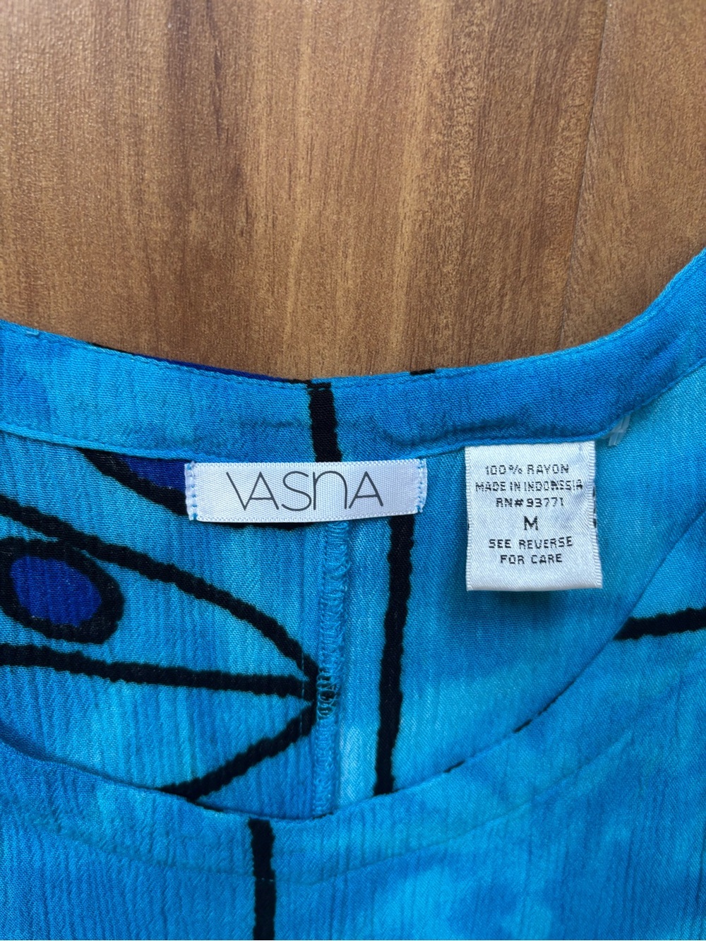 Vintage Bright Blue Sleeveless Maxi Dress with Fish Print - Picture 5 of 11